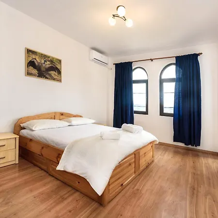 Appartamento La Vista 2 *