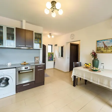 La Vista 2 Veliko Tărnovo